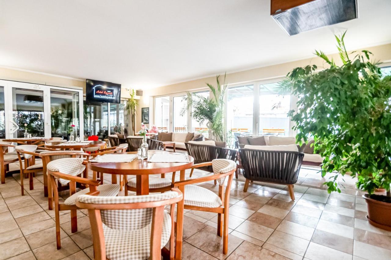 Hotel Squash Centrum Prievidza Luaran gambar