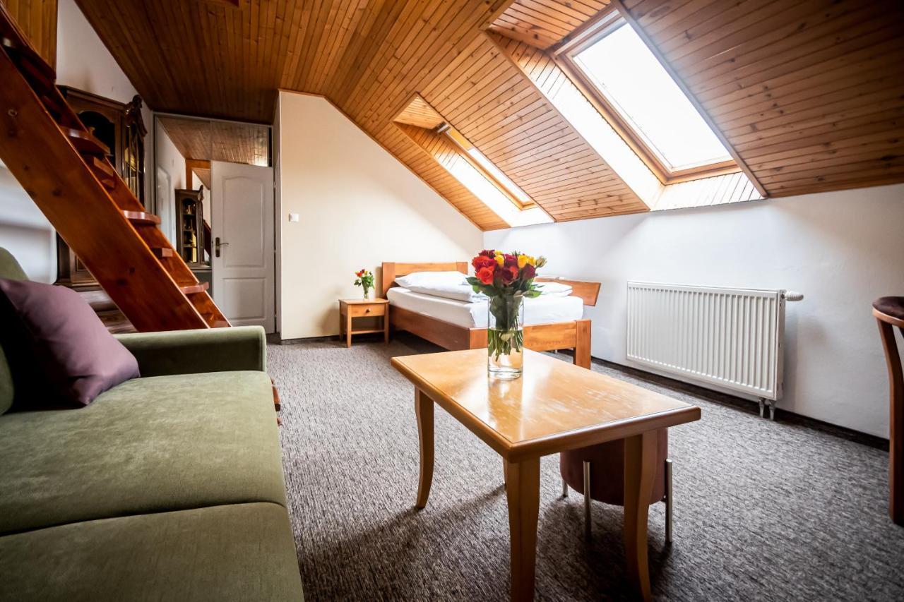 Hotel Squash Centrum Prievidza Luaran gambar