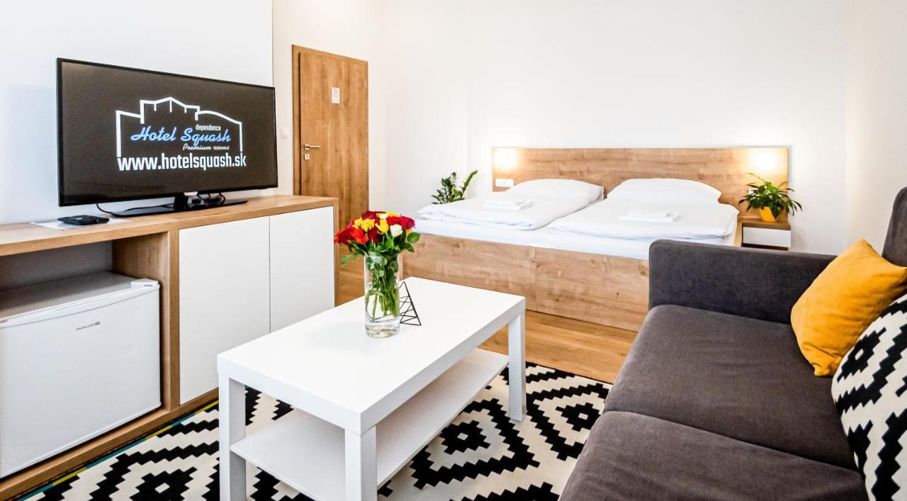 Hotel Squash Centrum Prievidza Luaran gambar