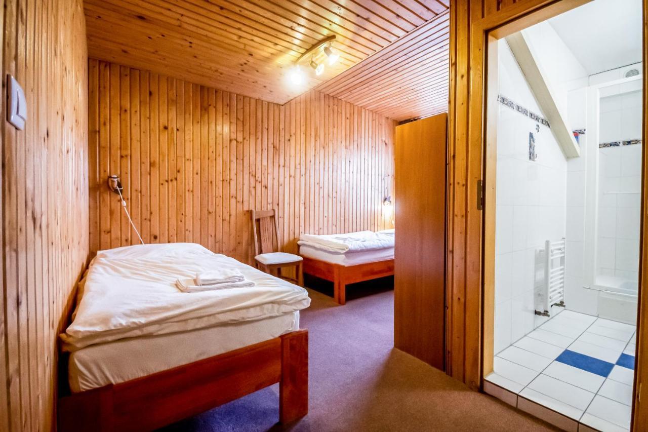 Hotel Squash Centrum Prievidza Luaran gambar